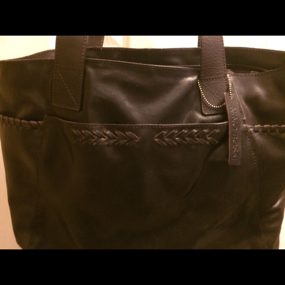 EUC Ninno Bossi leather bag